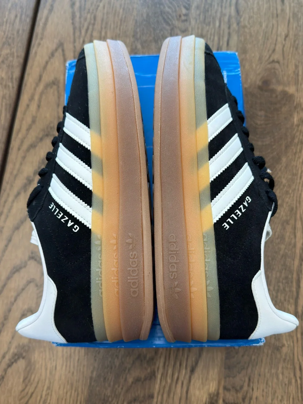 adidas Gazelle Bold Women’s Suede platform Sneakers Black/White size M9/W10
